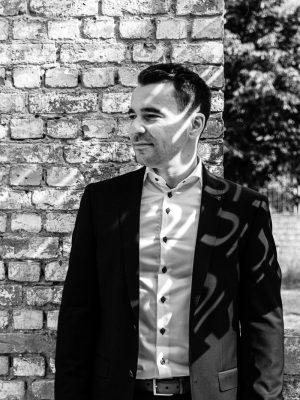 Nuans conflict management investments & fundraising paralegal anti-money-laundering compliance partnership Andy Beeckwee & Sander Vanderheyde Junior Associate or Associate Commercial